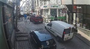 Esenyurt’ta markette “1.5 TL’lik komisyon” kavgası kamerada 
