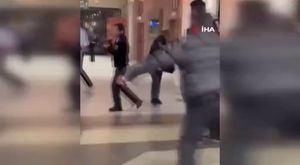 Seyir halindeki otomobil alev alev yandı