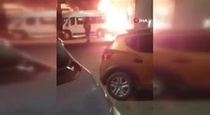 Bursa'da 2 otomobil kafa kafaya çarpıştı