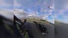 Bariyerlere çarpan motosiklet sürücüsü metrelerce sürüklendi