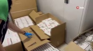 Osmaniye'de Sağanak Yağış Hayatı Felç Etti Yıldırım Kameraya Yansıdı