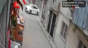 Bursa'da iki araç kafa kafaya çarpıştı: 1 kişinin öldüğü kaza kamerada!