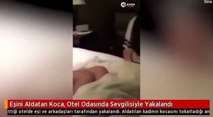 Sunucu Mini Etek Giydiğini Unutunca Frikik Üstüne Frikik Verdi 
