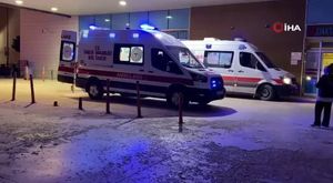 Sele kahvehanede yakalandılar, masa ve sandalyelerin üzerine çıktılar