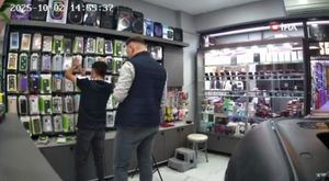 Yol verme kavgası sokağı ringe çevirdi..