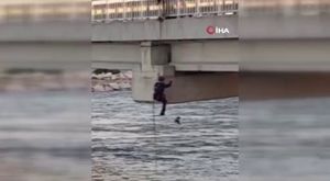 Bursa'da yolcu minibüsü devrildi! Çok sayıda yaralı var