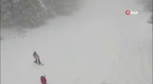 Bursalı dağcılardan eksi 13 derecede kar mağarası kampı