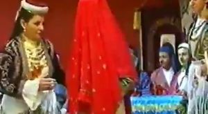 Türkçe Dilli Rum Türküsü: Uşaklı Kız