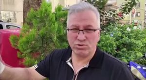 Bursa'da kontrolden çıkan otomobil ağaca çarptı, yaya son anda kurtuldu!