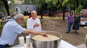 Almanya KölnHavaalanında İran’a Giden Zafere Kadar Heyeti Gözaltına Alındı