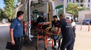 İki otomobil kafa kafaya çarpıştı: 2’si ağır, 3 yaralı!