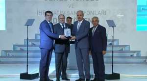 Erdoğan'ın katıldığı törende Reza Zarrab'a ödül