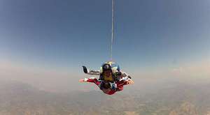 Emre Akarsu Skydiving Efes