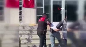 Menemenin ‘soğan' tartışmasına çayın ‘suyu' eklendi