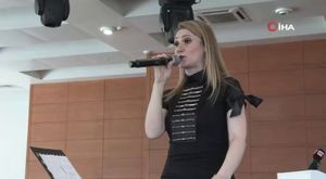 Kadınları tek tek durdurup o uygulamayı yüklettiler