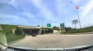 Bursa'da ekipler alarma geçti! Yolun ortasındaki kadın...