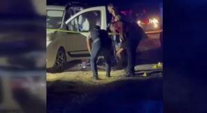 Bursa'da motosiklet üstündeki tehlikeli dans kamerada