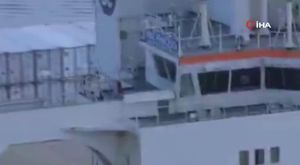 Bursa plakalı minibüs dereye düştü! Sürücü ise...