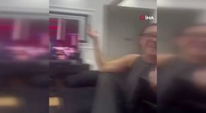 Fotoğraf çektirirken göle düşen çocuğunu kurtarmak için atladı