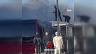 BURSA'DA SEYİR HALİNDEKİ TRAMVAYDA YANGIN PANİĞİ