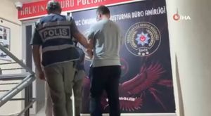 Okuduğu şiirle herkesi kendine hayran bıraktı