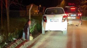 Bursa'da yürek burkan görüntü! Çöpü karıştıran kadın...