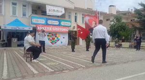 RIZIKLARINI TARLALARDA ÇIKARIYORLAR