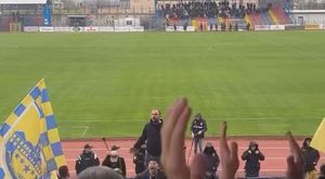 17 gündür kayıp olan 16 yaşındaki kızını bulmak için sokak sokak dolaşıyor