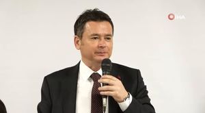 Hasan Âli Yücel’e Osmangazi vefası