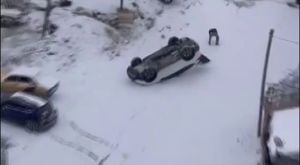 Kardan adam için cenaze namazı kıldı