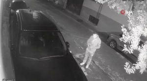 Tır ile servis minibüsünün çarpışma anı cep telefonu kamerasına yansıdı