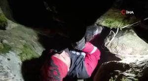 Eşi boşanmak isteyince evi ateşe verdi