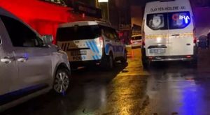Bursa'da korkutan anlar! Yıldırım düştü...:::