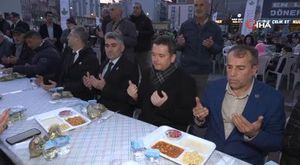 Vitrindeki cep telefonunu böyle çaldı