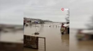 Çatılarda böyle kovaladılar...Bursa'da zehir tacirlerine helikopter destekli şok operasyon