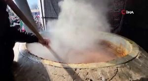 Namazı yarıda bırakıp imamın motosikletini çaldı