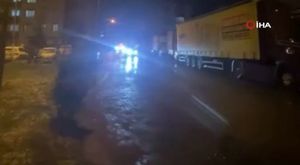 Yolcu dolu minibüs ciple çarpıştı, 11 kişi yaralandı