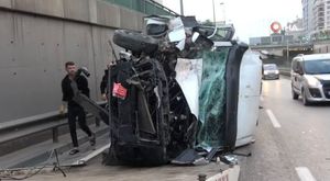 Bursa'da kaza! Motosiklet sürücüsü böyle havalandı