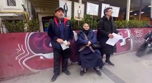 Paris’te Zehra Kurtay’ın Direnişinin 150. Günü İçin Yürüyüş: “Zehra Kurtay Onurumuzdur!”