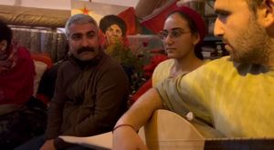 Fransa Paris’te Süresiz Açlık Grevi Direnişi Çadırı Yeni Bir Mücadele Haftasını Da Coşkuyla Karşıladı