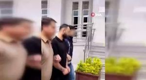 Alkollü sürücü uygulamadan kaçarken refüje çıktı