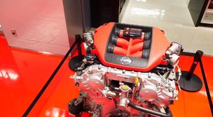 Trump`ın taktığı telefon Türkiye`de! Huawei Mate 30 Pro kutudan çıkıyor! 