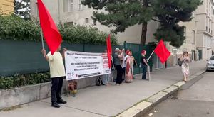 Almanya KölnHavaalanında İran’a Giden Zafere Kadar Heyeti Gözaltına Alındı