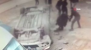 Çöp karıştırırken bulduğu bayrağı bakın ne yaptı