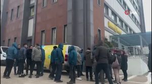 Bursa'da esrarengiz ölüm...Evinin önünde silahla vurulmuş halde bulundu