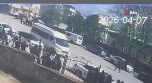 Zabıtadan seyyar satıcıya alçak saldırı!