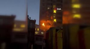 Araçlar arasında makas atarak trafiği tehlikeye düşürdü