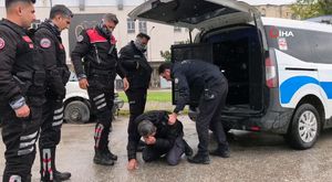 Bursa'da 3 ev alevlere teslim oldu