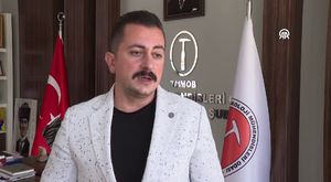Bursa'da kaza yapan araçtaki genci polisler sınava yetiştirdi!