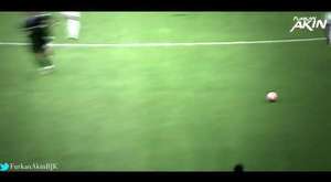 Topu patlatan Futbolcu 